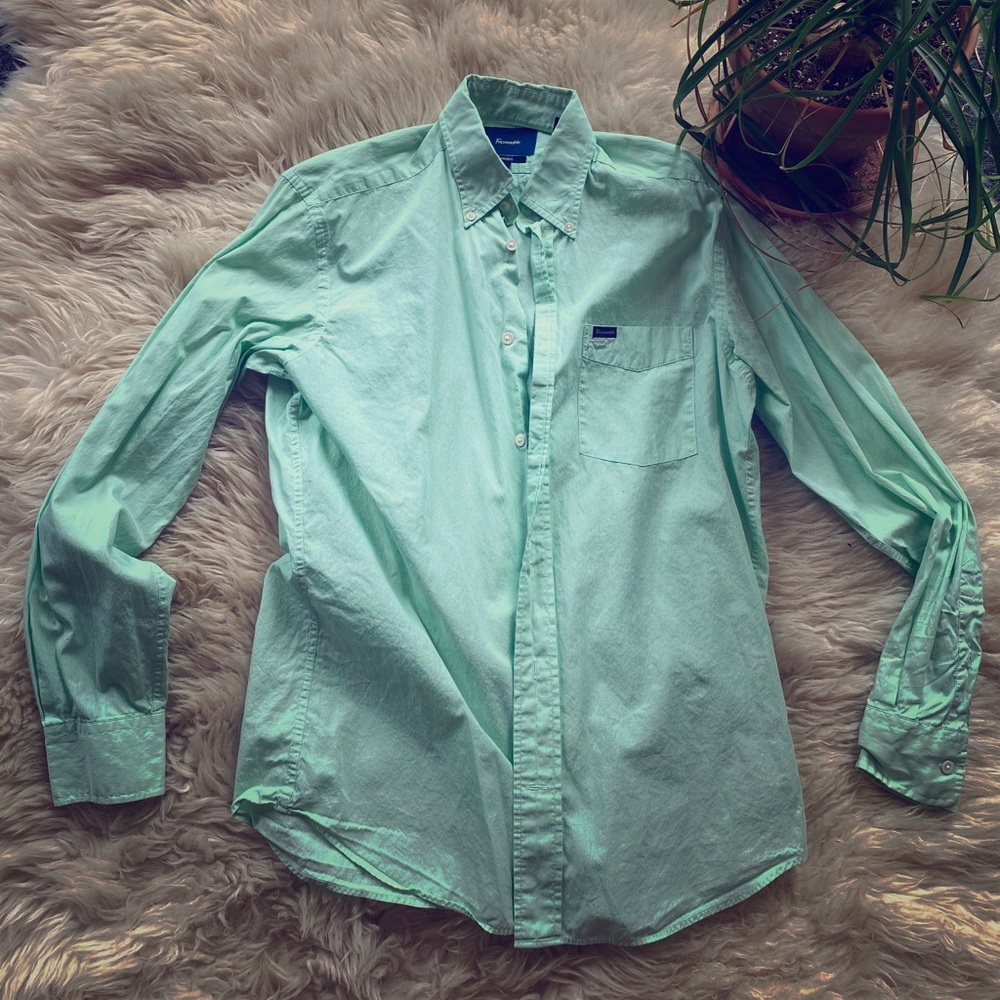 Facconable Mint Green Button Up